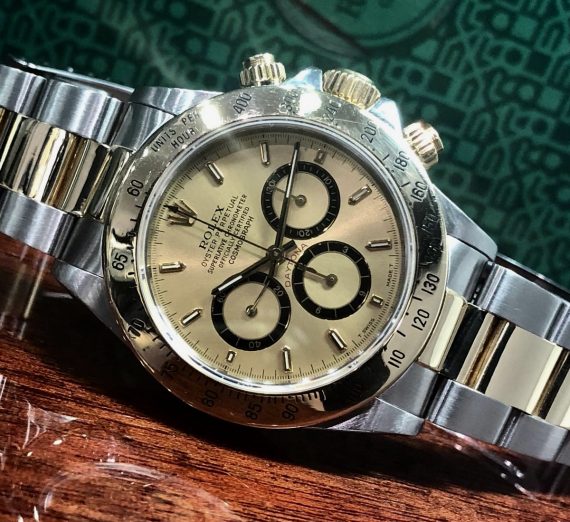 Rolex Daytona Cosmograph 18ct gold and steel from 1992 1