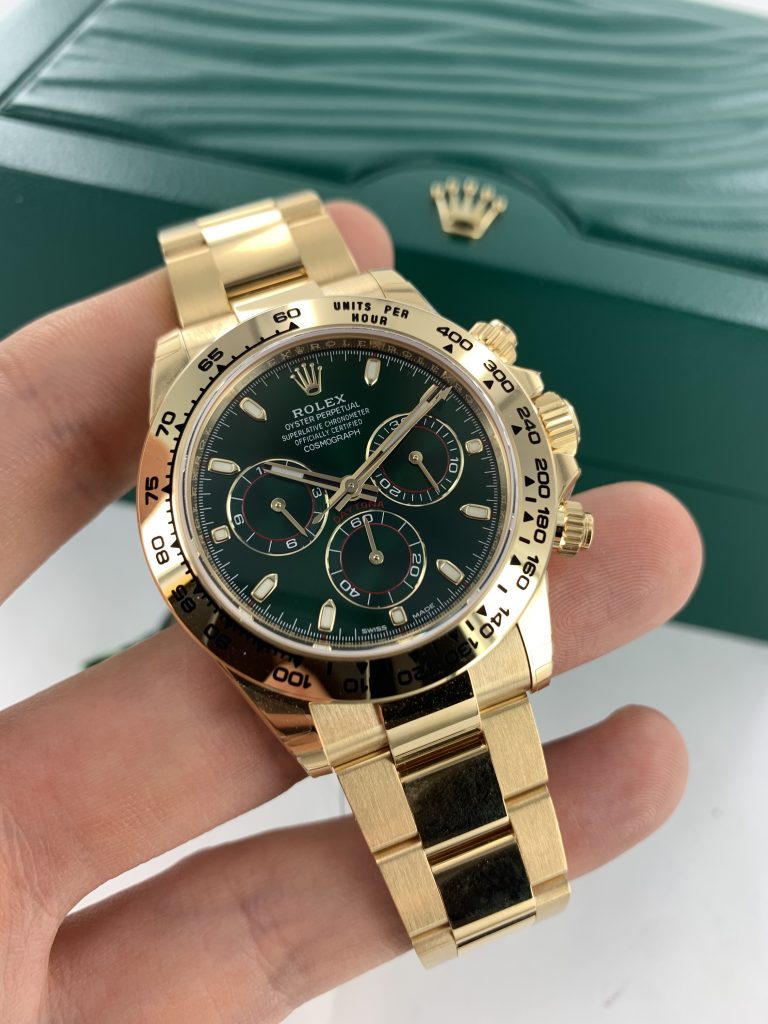 ROLEX DAYTONA YELLOW GOLD GREEN DIAL 116508 - Carr Watches