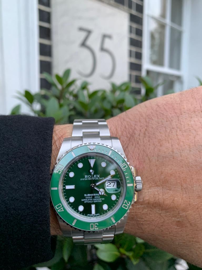 ROLEX SUBMARINER MODEL 116610LV - Carr Watches