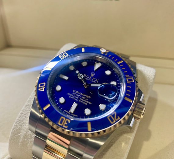 A 2019 ROLEX SUBMARINER STEEL AND GOLD 116613LB 1