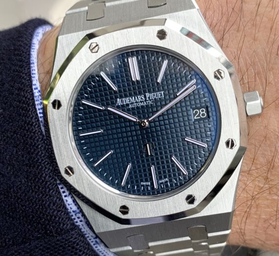 AUDEMARS PIGUET ULTRE THIN MODEL 15202 9